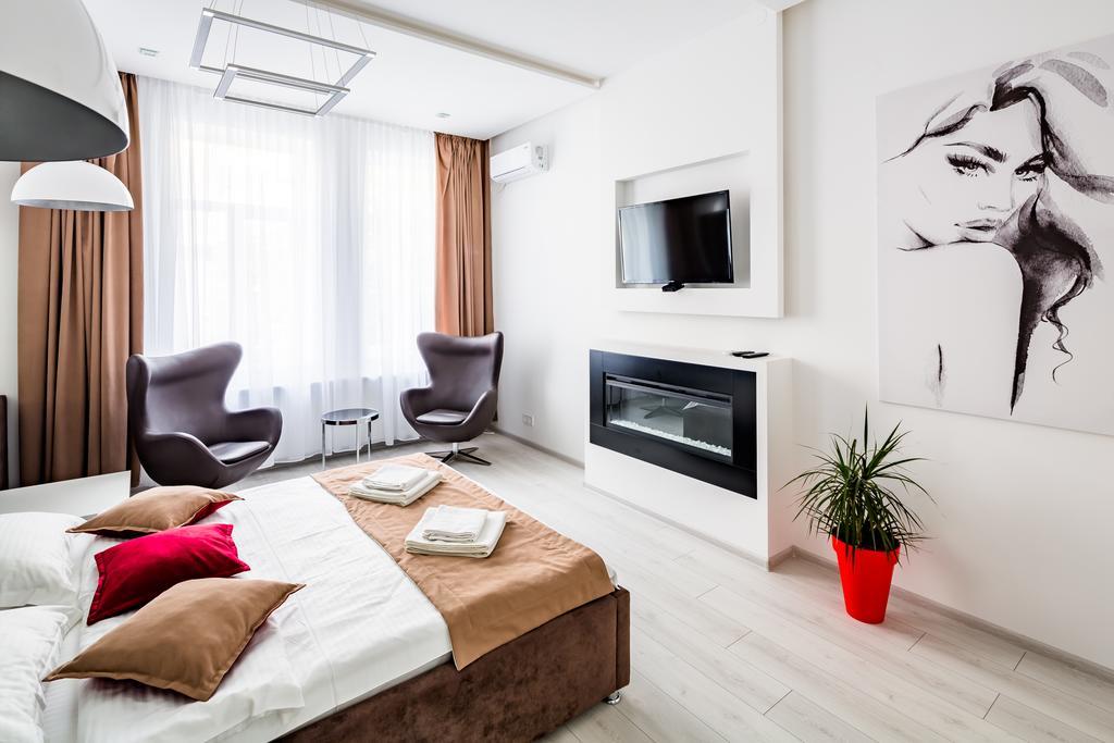 Avangard Kulisha 15 Apart Lviv Exterior photo